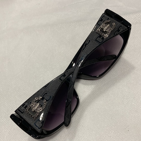 Unisex Shiny Black Decorative Tinted Plastic Sunglasses - Picture 5 of 14